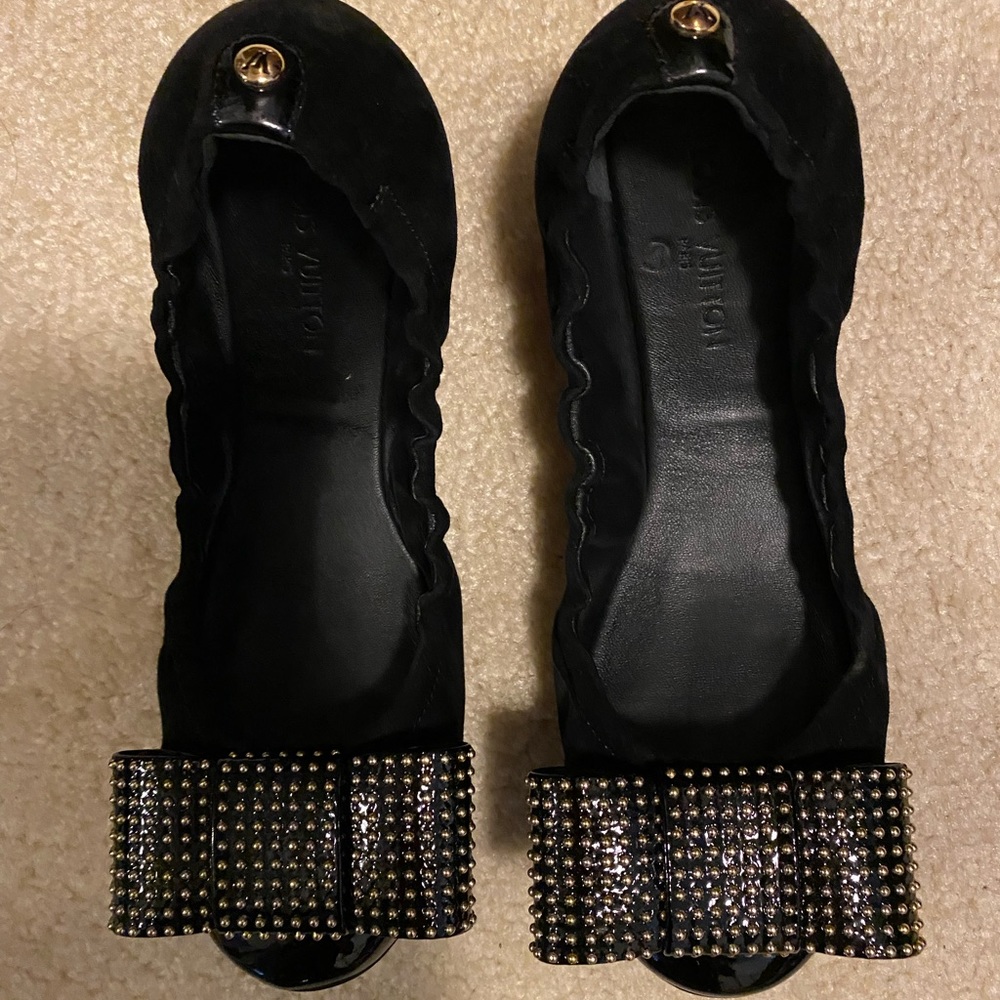 Louis Vuitton Flat shoes